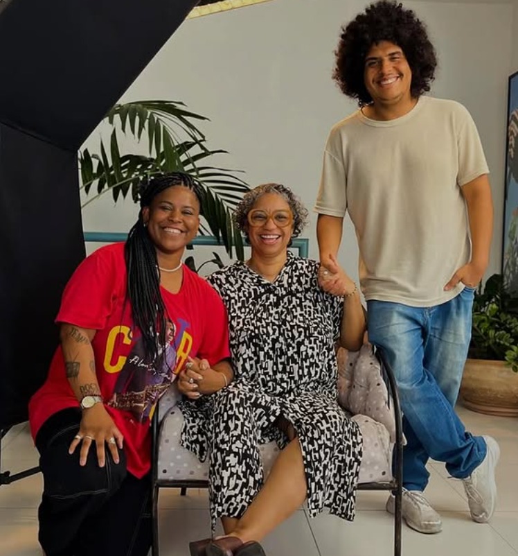 Ceci Alves é uma das vozes negras celebradas no documentário Histórias de Roteiristas Negros